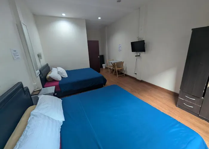 Hotel World Mahanakron 3*